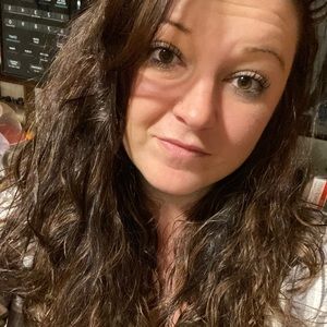 Meet your Posher, Kelli